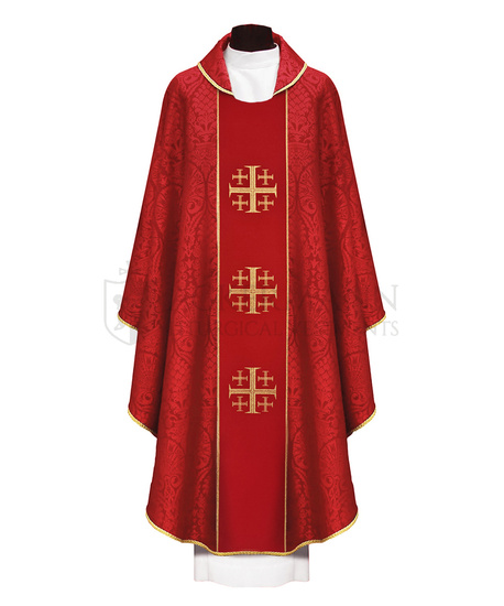 Red Gothic Chasuble made of damask fabric